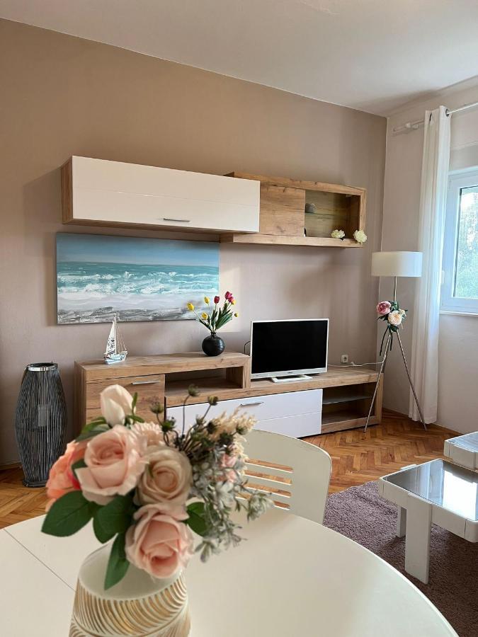 Apartments Mia Bibinje Buitenkant foto